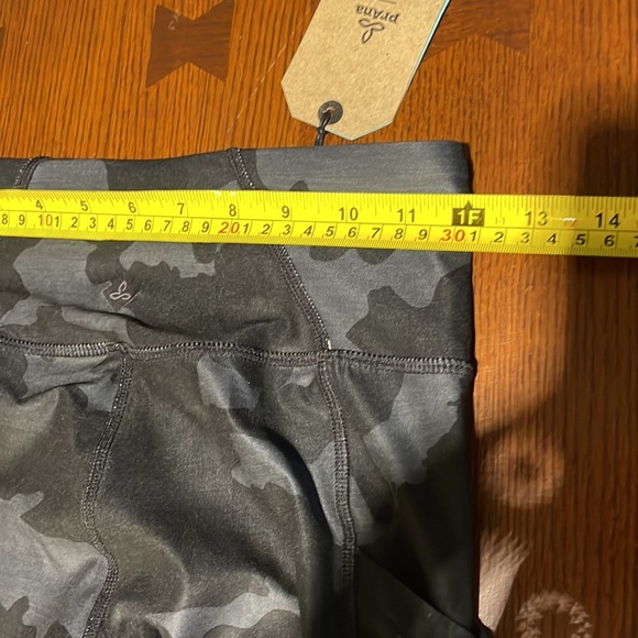 Prana NWT Electa Legging Black Camo XS - Picture 6 of 7